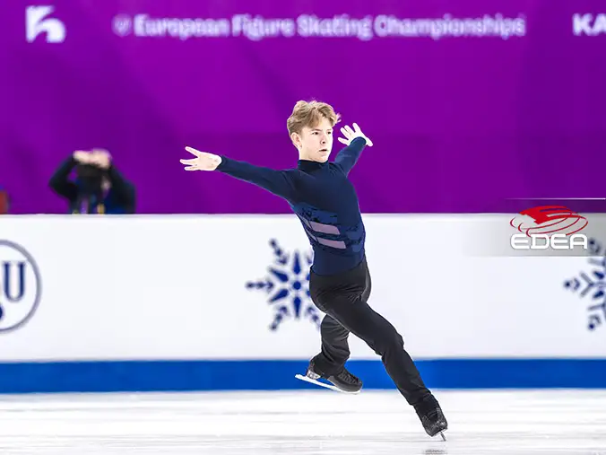 Ice Gallery Skates U.S.